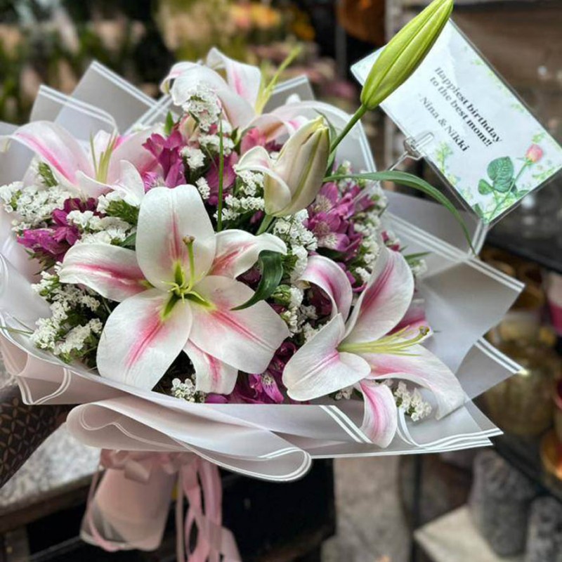 دسته گل لیلیوم و میخک