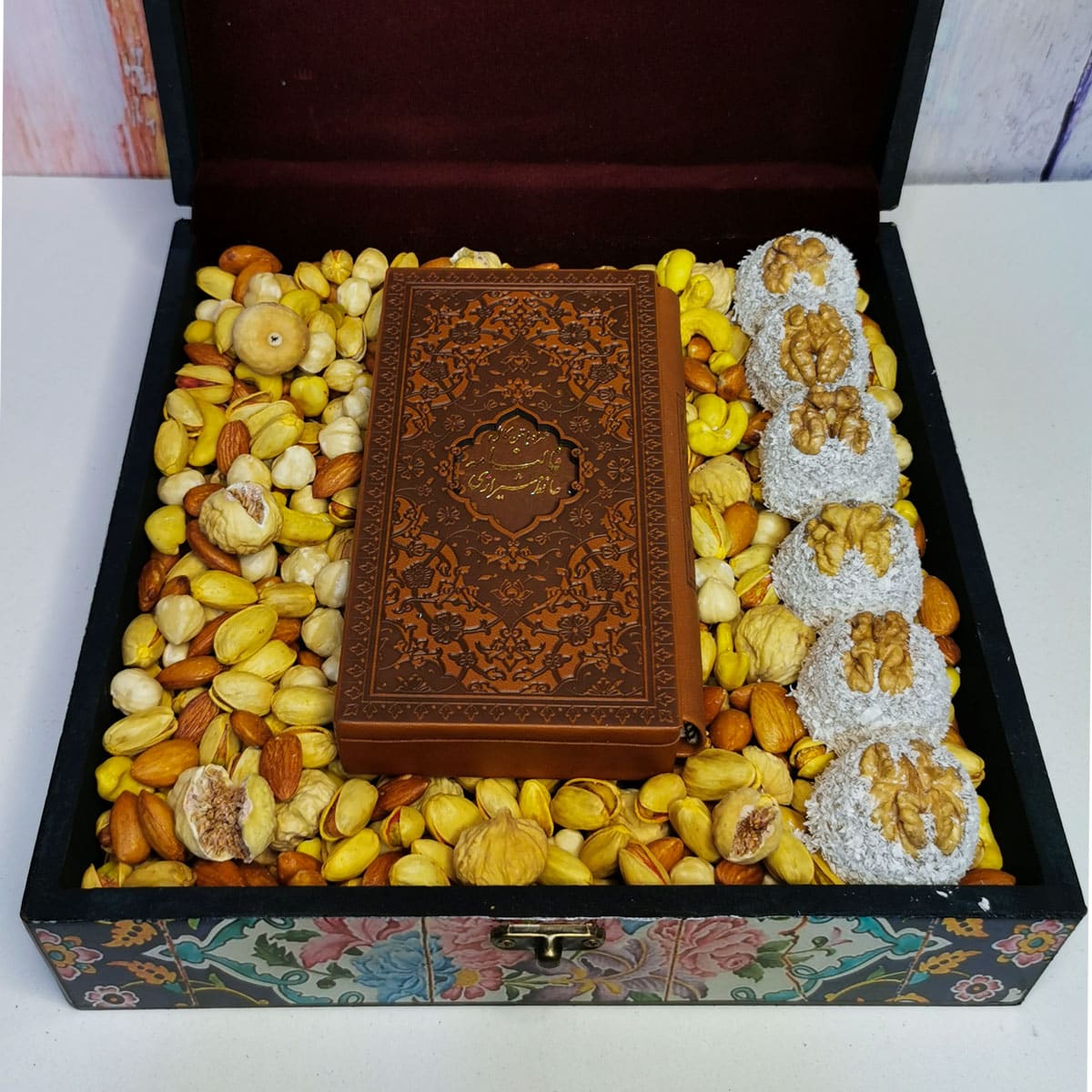 بااکس آجیل یلدایی