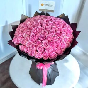 Luxury Valentine’s Day Roses Delivery Tehran Iran1